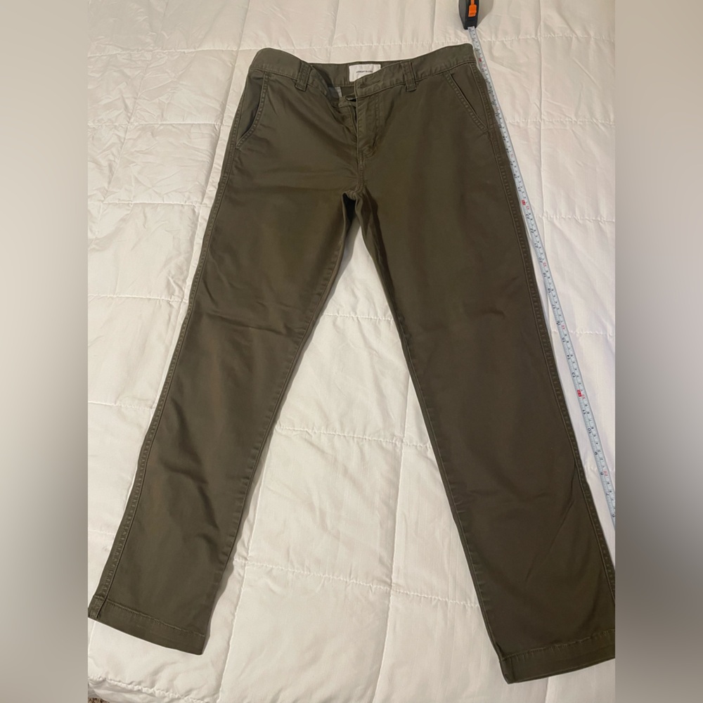 Current/Elliott The Confidant Pants In Army Green
Chino Crop Trousers